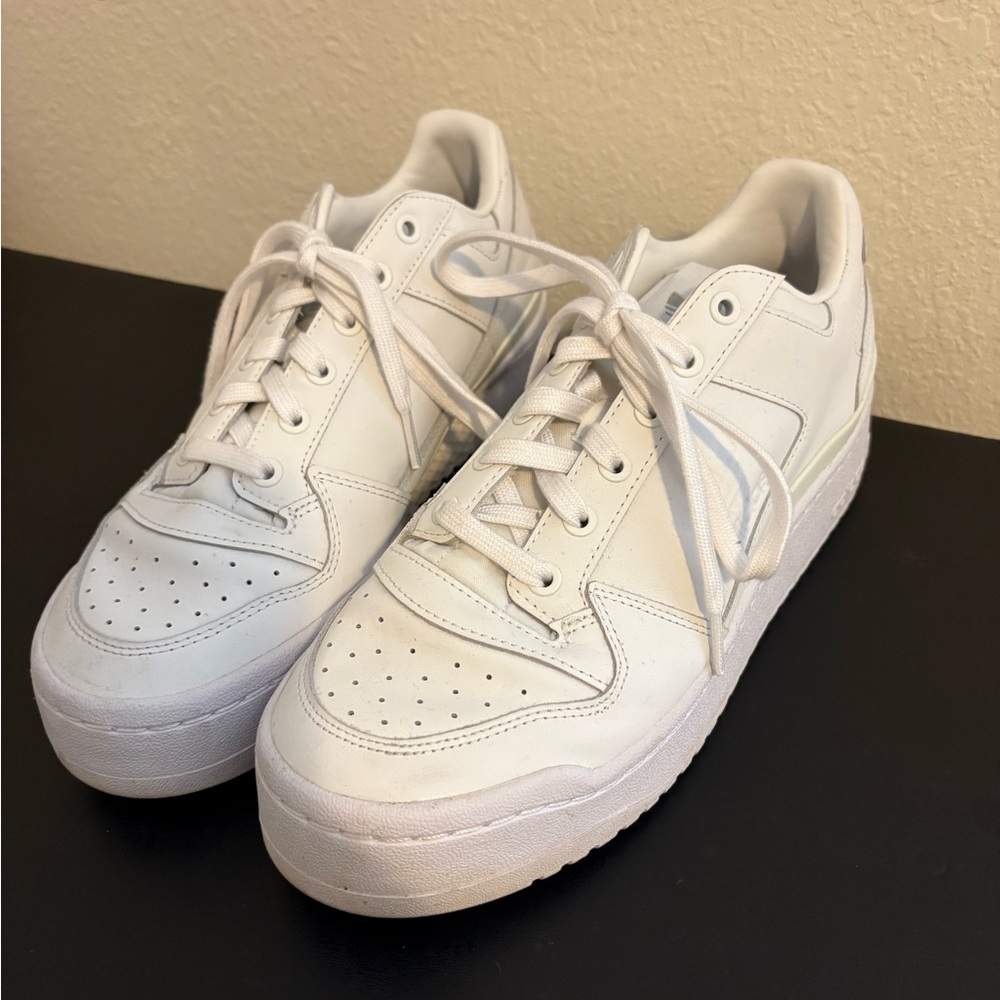 Adidas Classic White Forum Sneakers